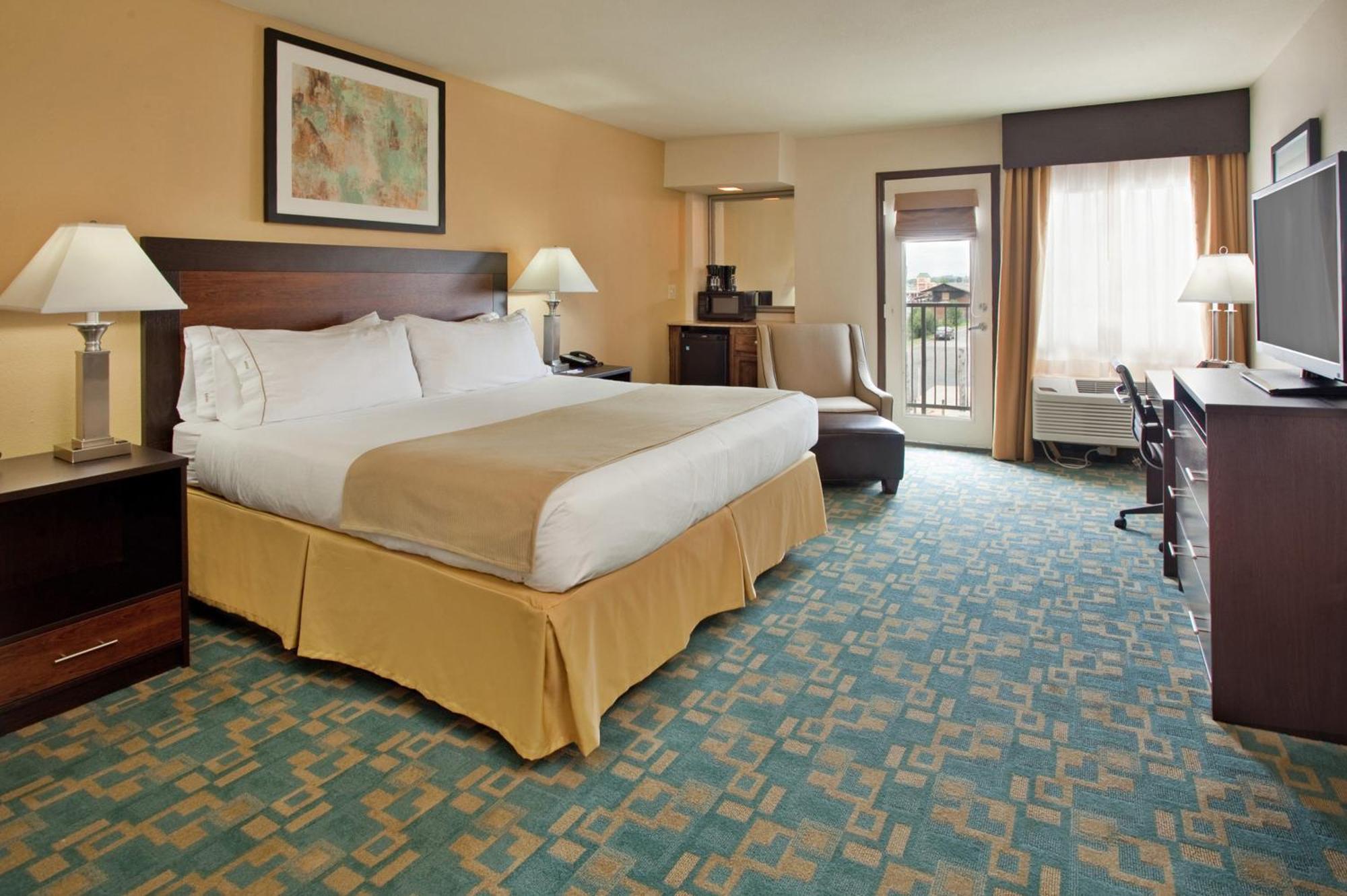 Holiday Express & 76 Central By Ihg 2* Branson